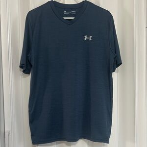 Under Armour HeatGear Loose Fit V-Neck T-Shirt Men's, Size Large